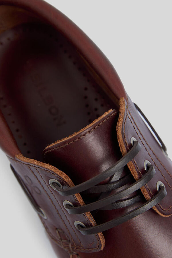Cortefiel Zapato nautico clásico piel marrón oscuro Marrón oscuro