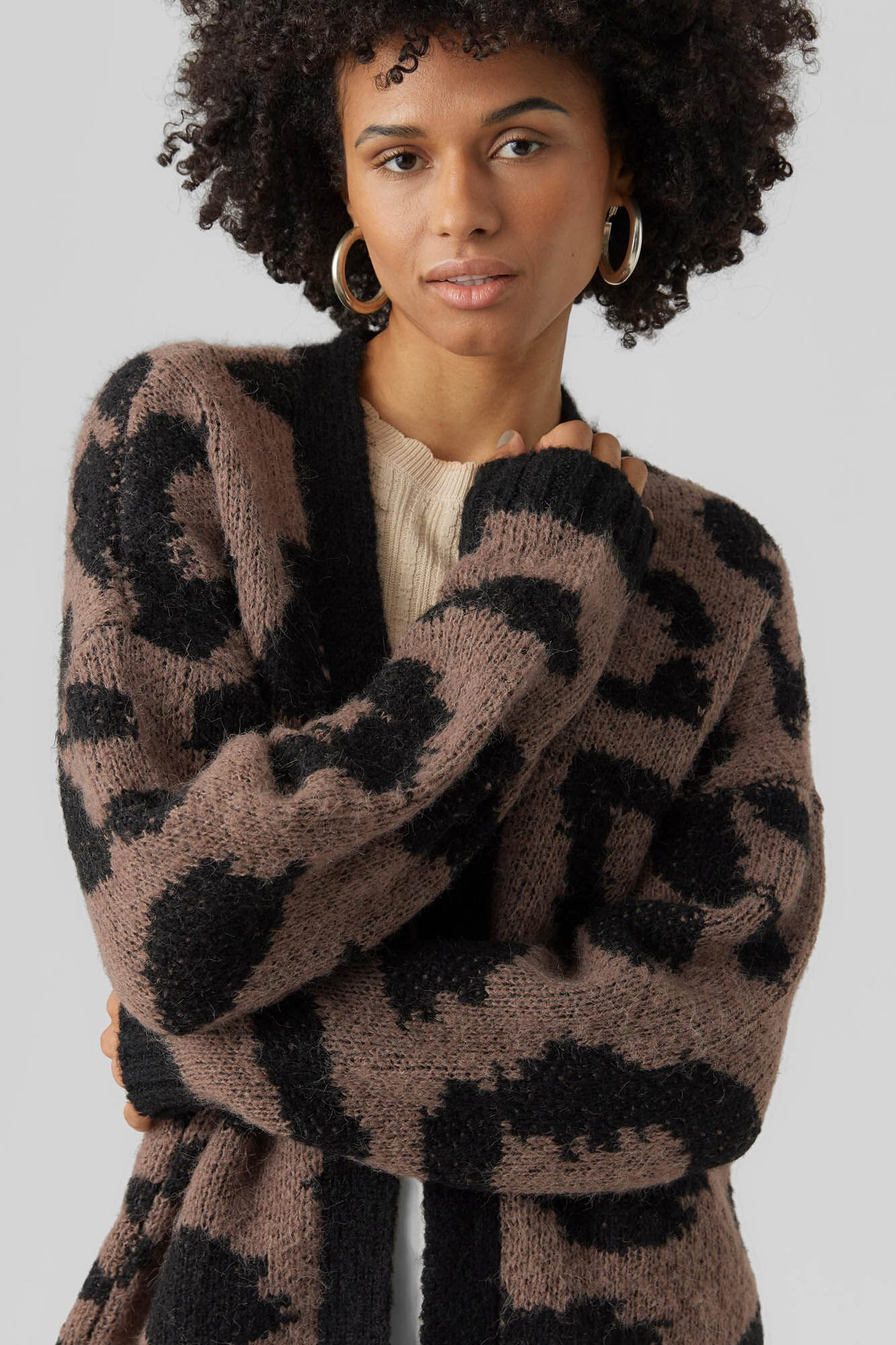 Floral print cardigan Women s jumpers and cardigans Cortefiel