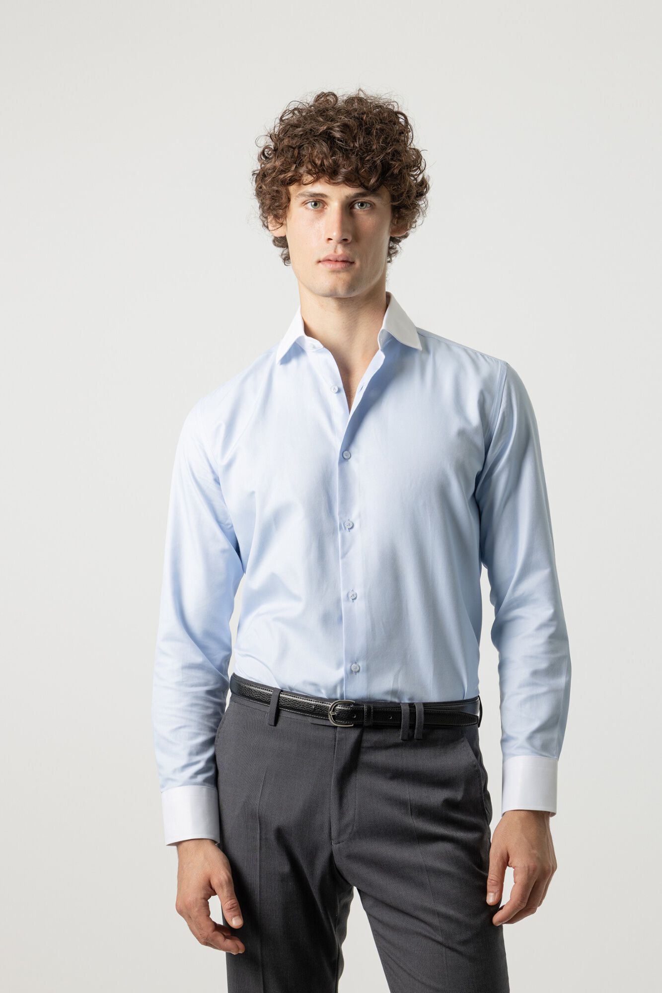 PuroEGO Camisa de vestir com gola de contraste