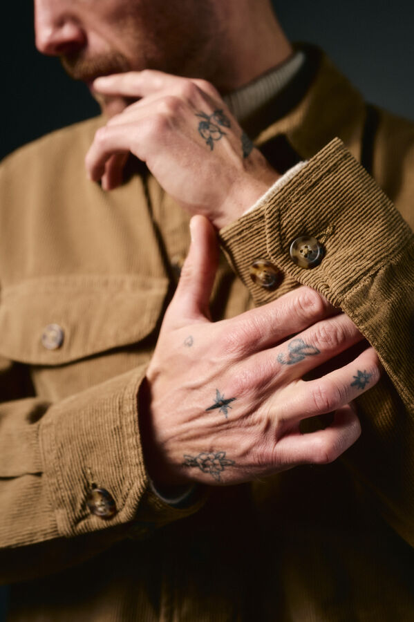 OOTO Sobrecamisa de pana Beige