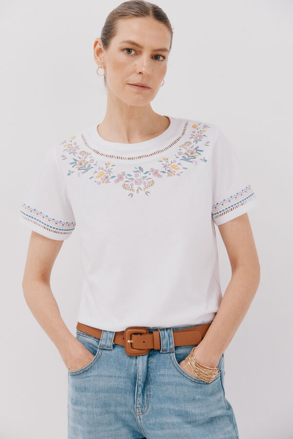 Cortefiel Embroidered t-shirt White