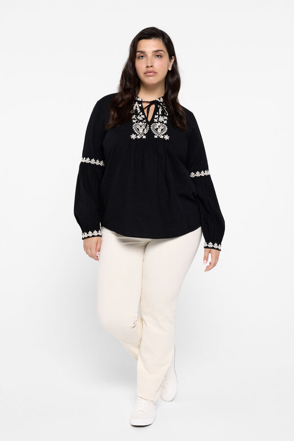 Cortefiel Long sleeve shirt with embroidered details plus size Black