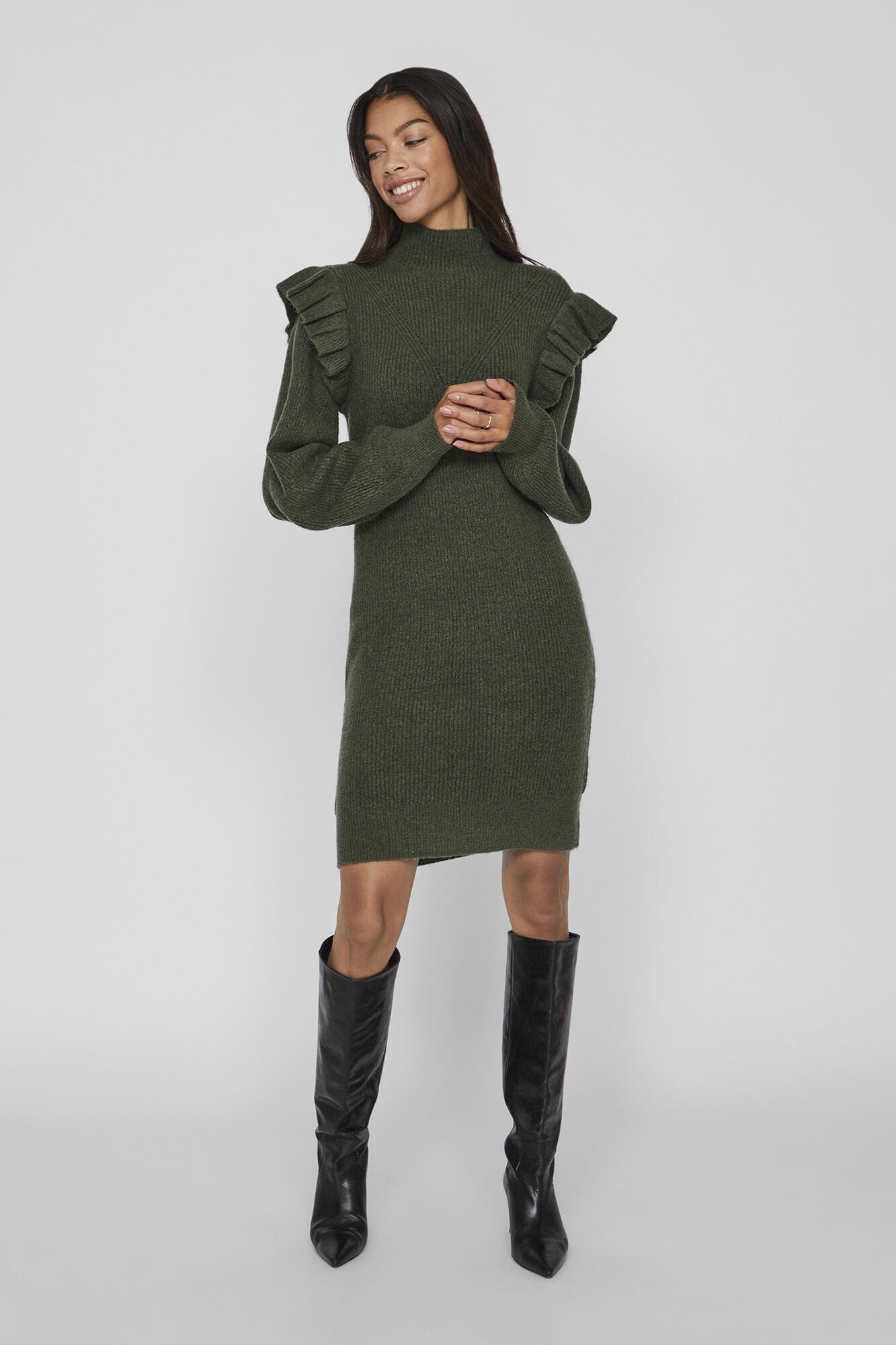 Jersey knit dress with long sleeves Women s dresses and jumpsuits Cortefiel