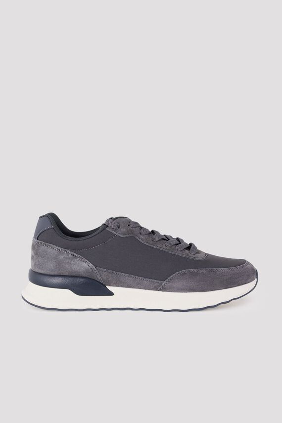 Zapatilla piel y textil