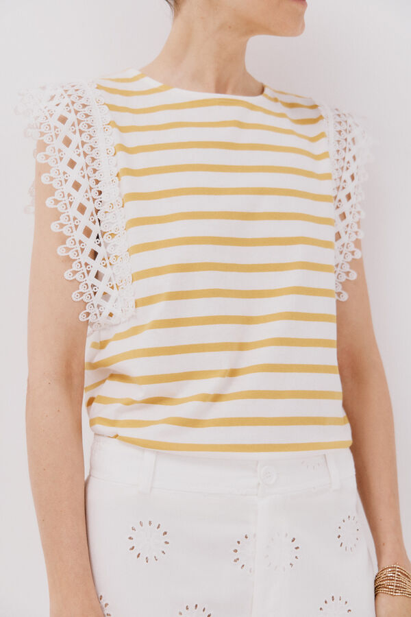 Cortefiel Camiseta manga guipura Amarelo