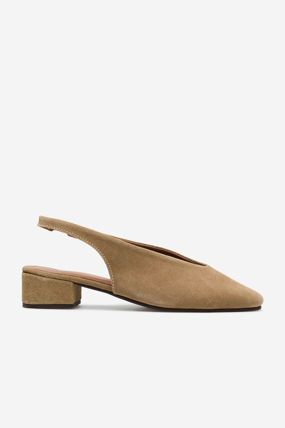 Zapato tacón destalonado piel
