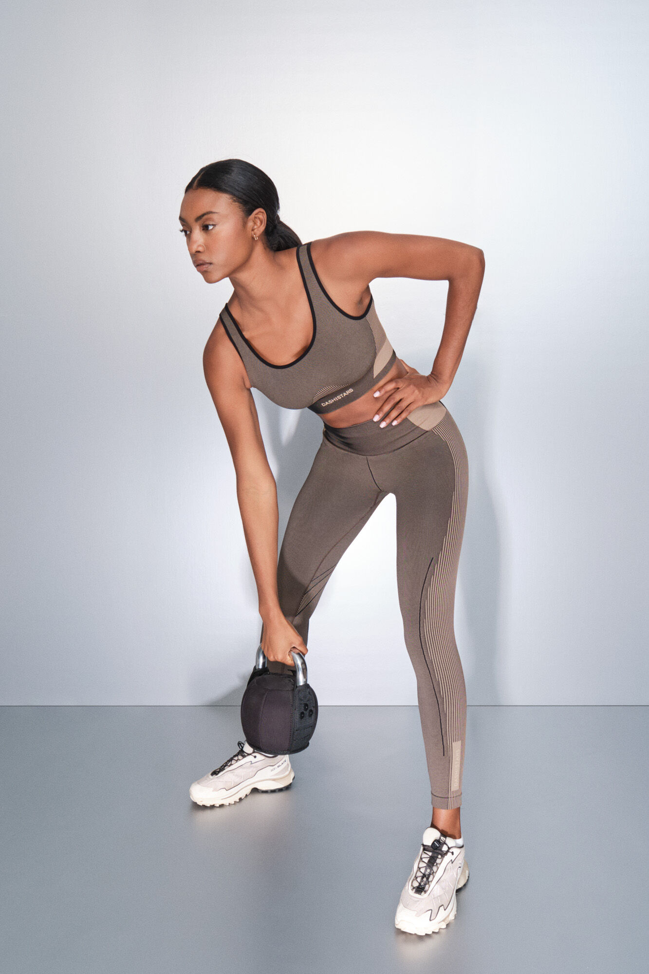 Dash and Stars Soutien desportivo marrom SEAMLESS FIT