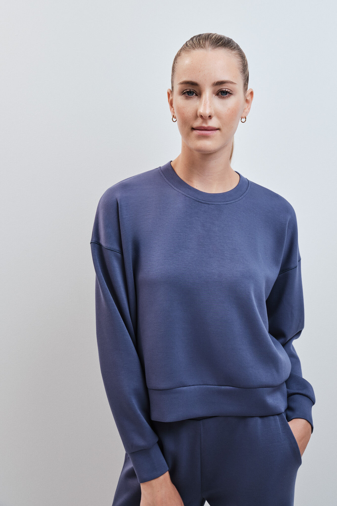 Dash and Stars Sweatshirt college em modal azul