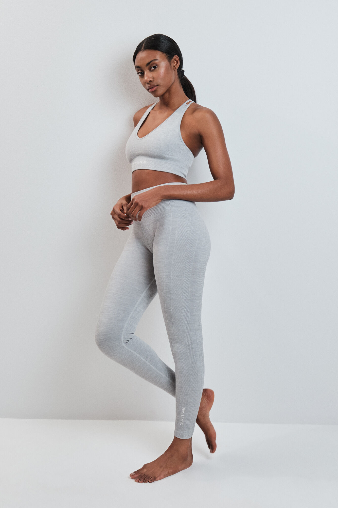 Dash and Stars Legging comprida SEAMLESS COMFORT cinza