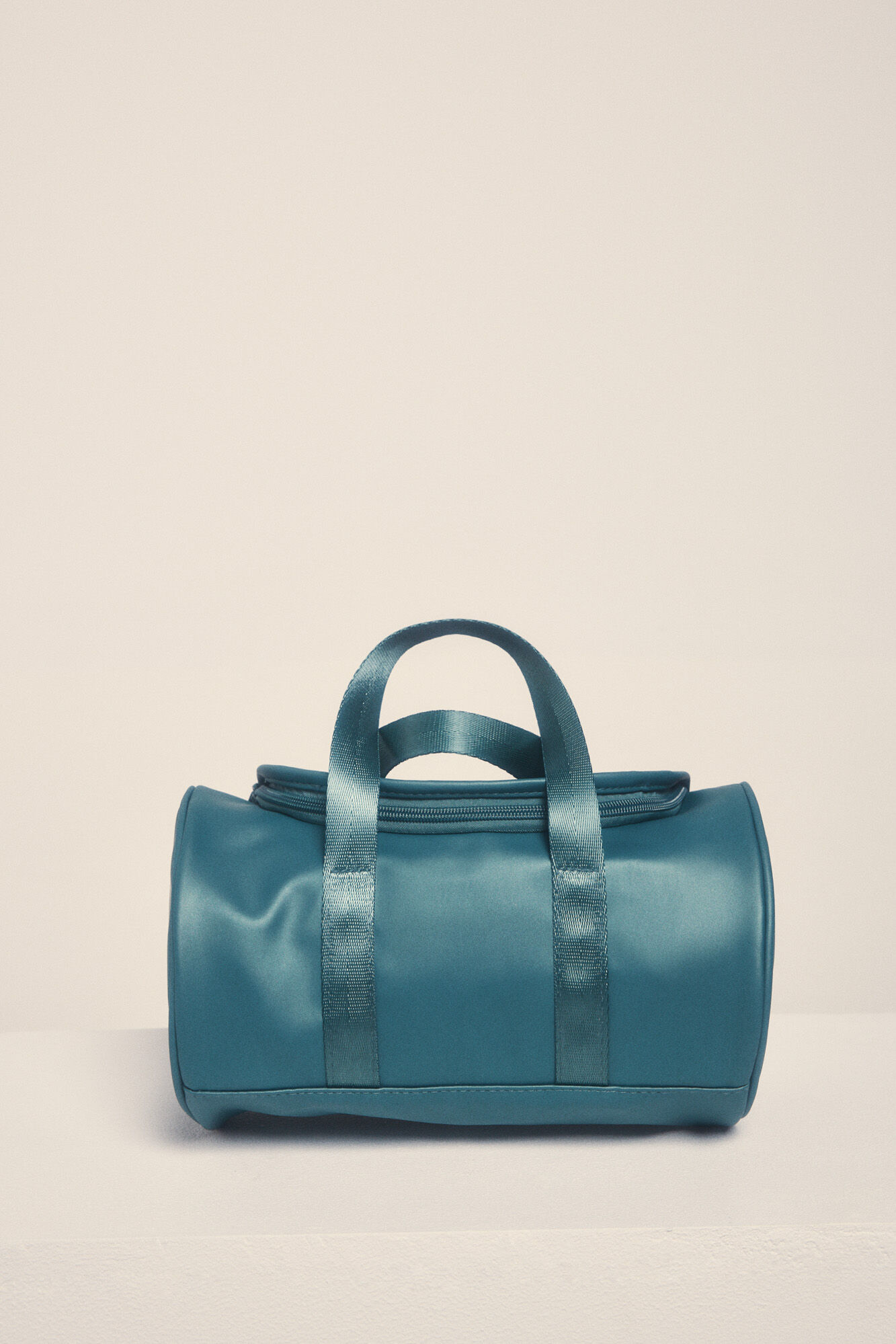 Cortefiel Neceser tipo 'bowling' grande verde