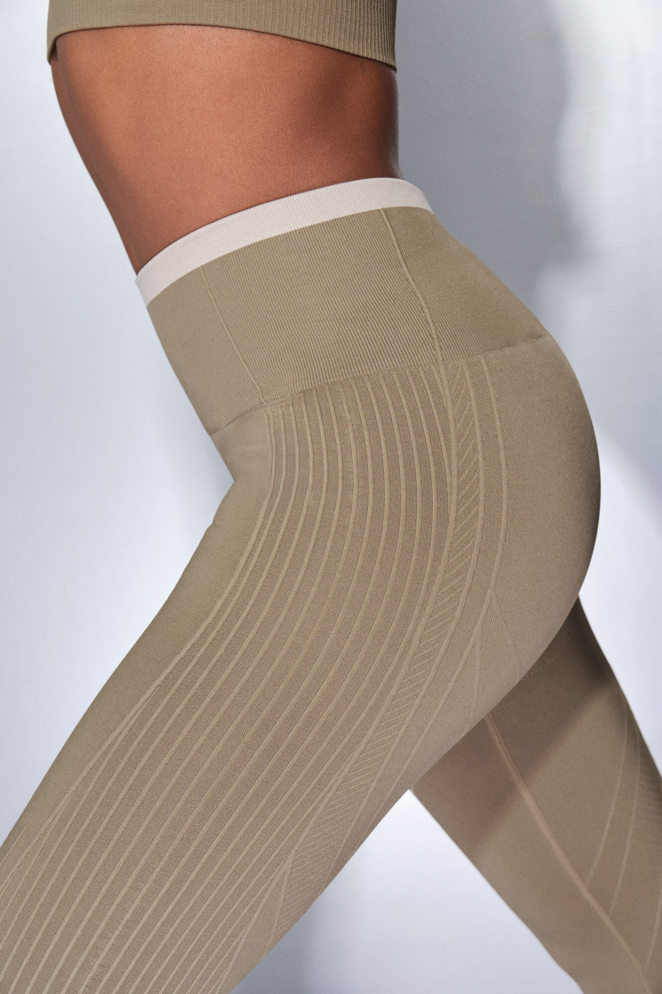 Dash and Stars Leggings largos SEAMLESS COMFORT kaki