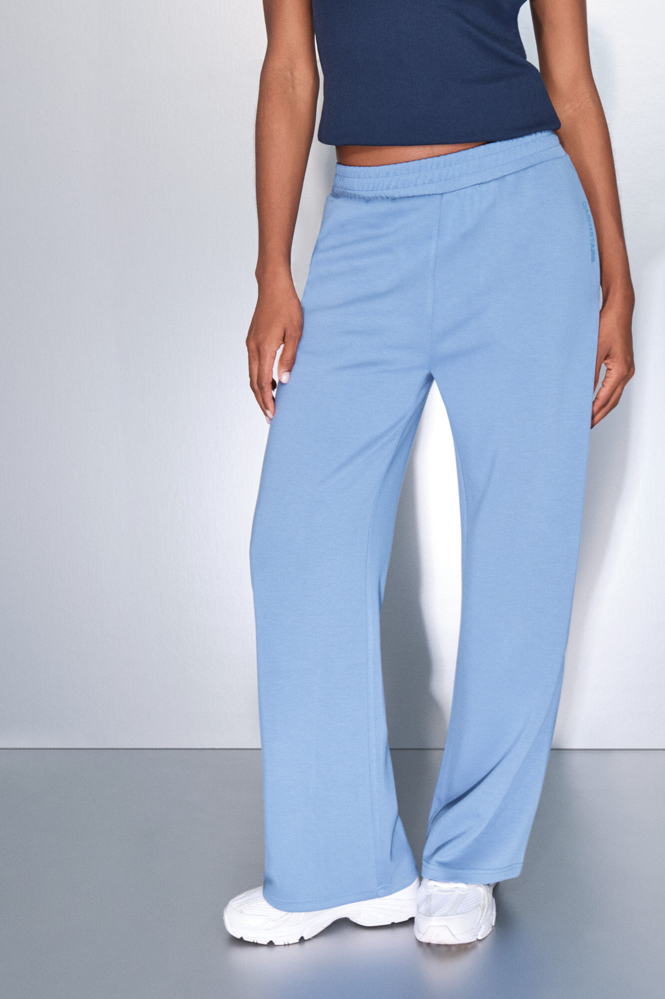 Dash and Stars Cal&ccedil;a larga reta azul m&eacute;dia