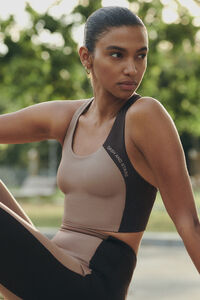 Dash and Stars Soutien desportivo 4D STRETCH com blocos de cores