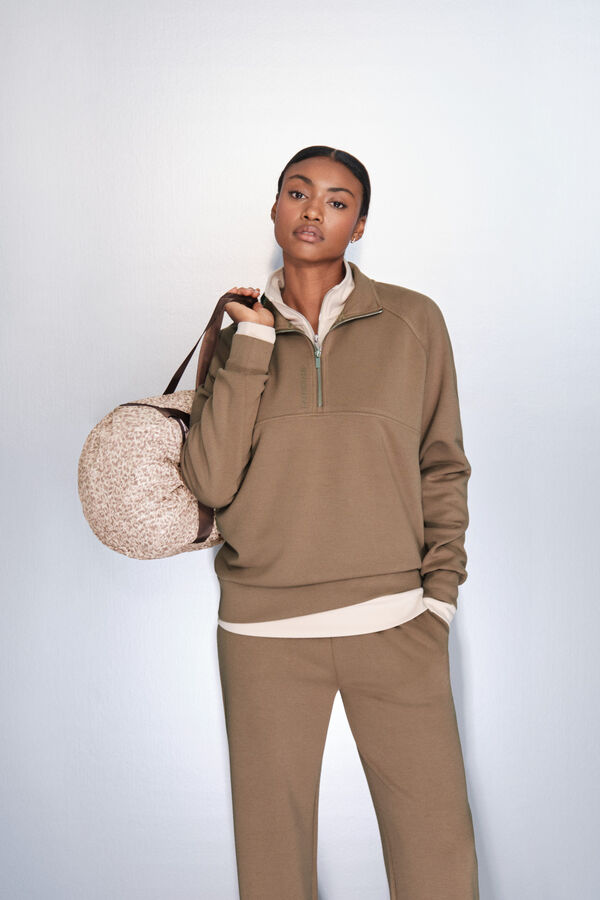 Dash and Stars Moletom sweatshirt com gola cru