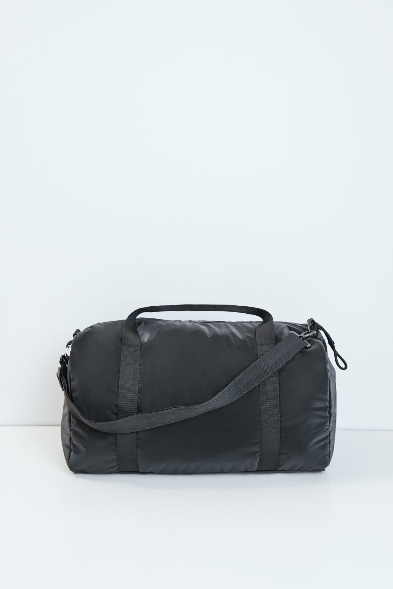 Dash and Stars Mala desportiva "duffle" preta