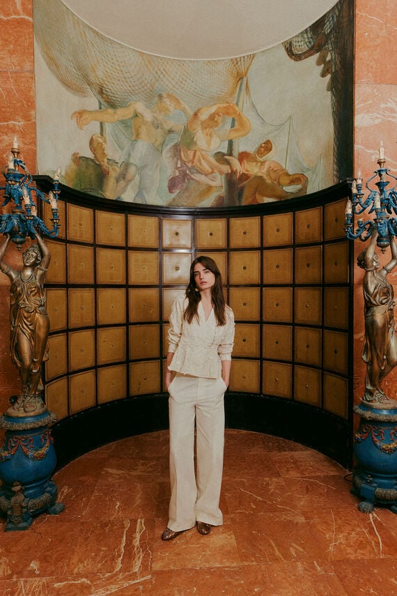 Patricia. Pantalón de corte ancho