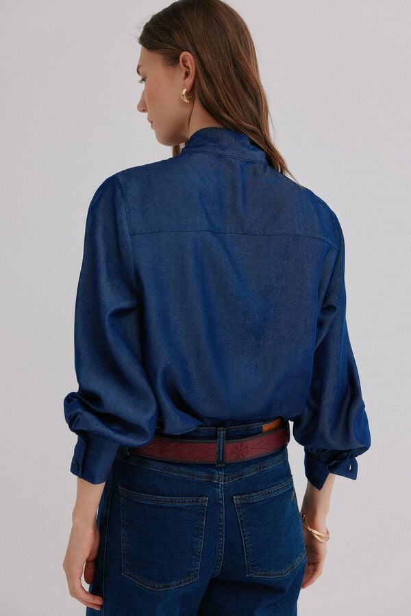 Hoss Intropia Graciela. Blusa com detalhe de nó Azul