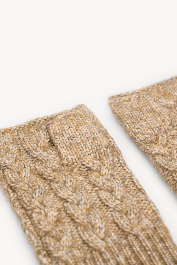 Hoss Intropia Núbia. Luvas de malha Beige