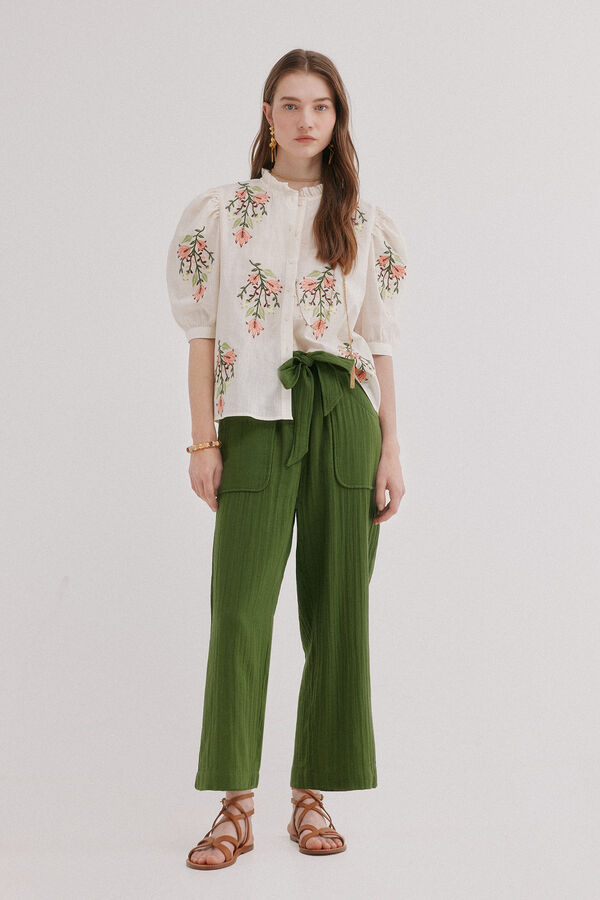 Hoss Intropia Capri. Blusa bordado floral Ecru