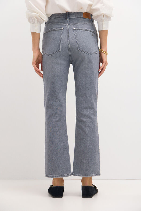 Hoss Intropia Ondina. Boot Cut Jeans Gray