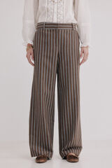 Hoss Intropia P&iacute;a. Cal&ccedil;as &agrave;s riscas Castanho