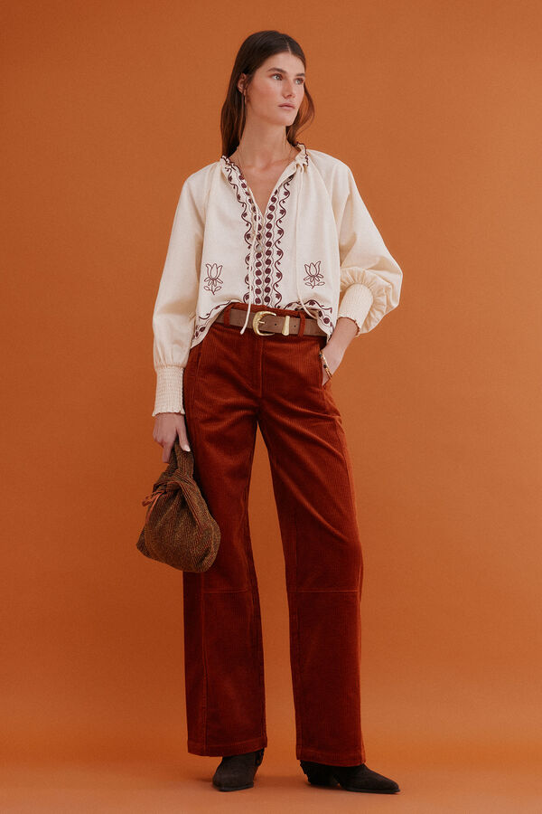 Hoss Intropia Claudia. Blusa bordada Ecru