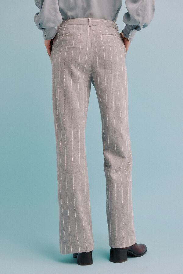 Hoss Intropia Penny. Cal&ccedil;a &agrave;s riscas Cinzento