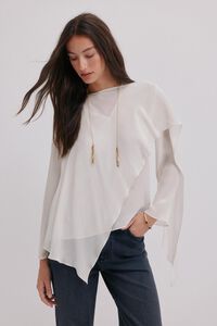 Hoss Intropia Guiado. Blusa com decote cruzado assimétrico