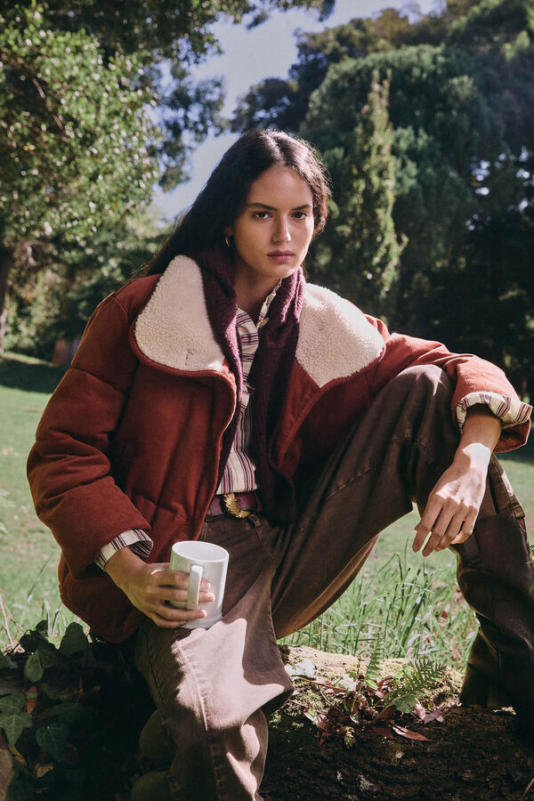 Hoss Intropia Debra. Desportiva acolchoado Laranja