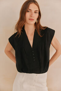 Hoss Intropia Guadalupe. Blusa com franzidos