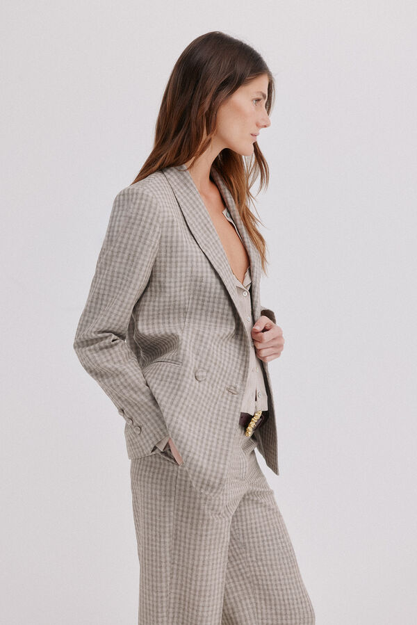 Hoss Intropia Eleanor. Blazer cruzado Ecru