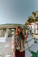 Hoss Intropia Eilana. Casaco com detalhes bordados Ecru