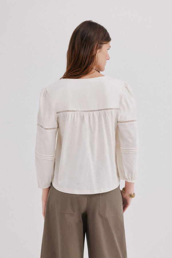 Hoss Intropia Miranda. Blusa rom&acirc;ntica Beige