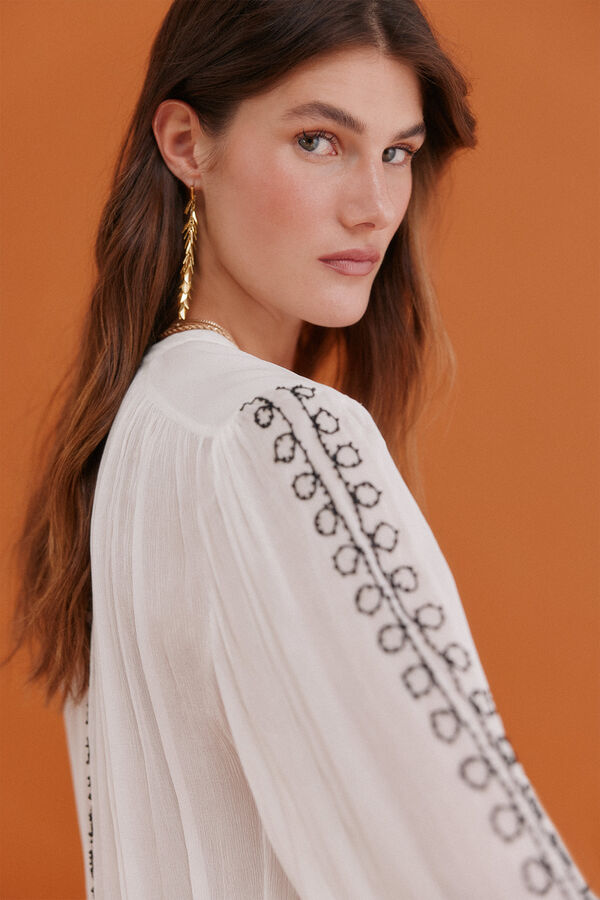 Hoss Intropia Graça. Blusa bordada Branco