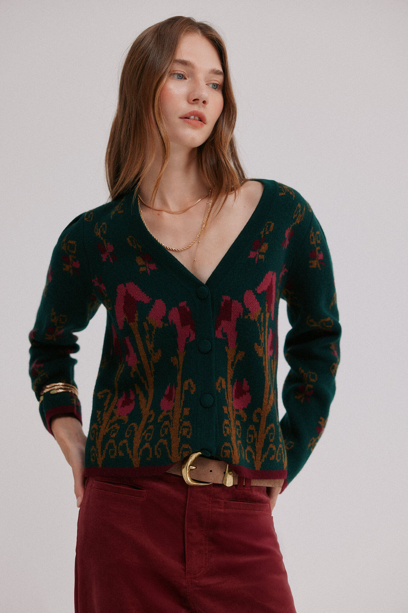 Hoss Intropia Itzel. Casaco de malha jacquard