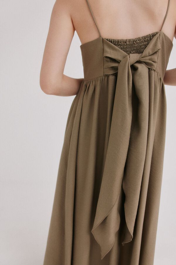 Hoss Intropia Asunci&oacute;n. Tie dress Khaki