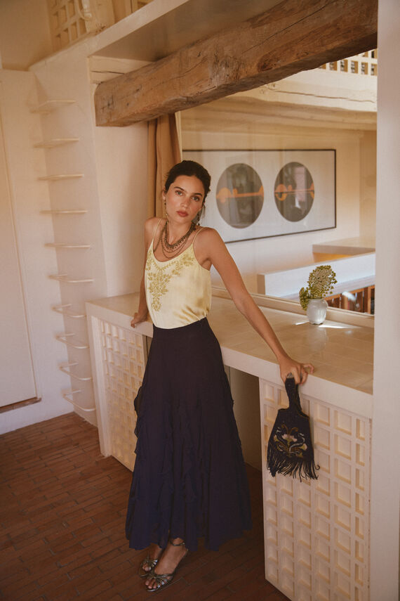 Roseline. Falda fluída