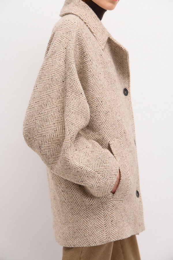 Hoss Intropia Adriana. Oversized herringbone coat Ivory