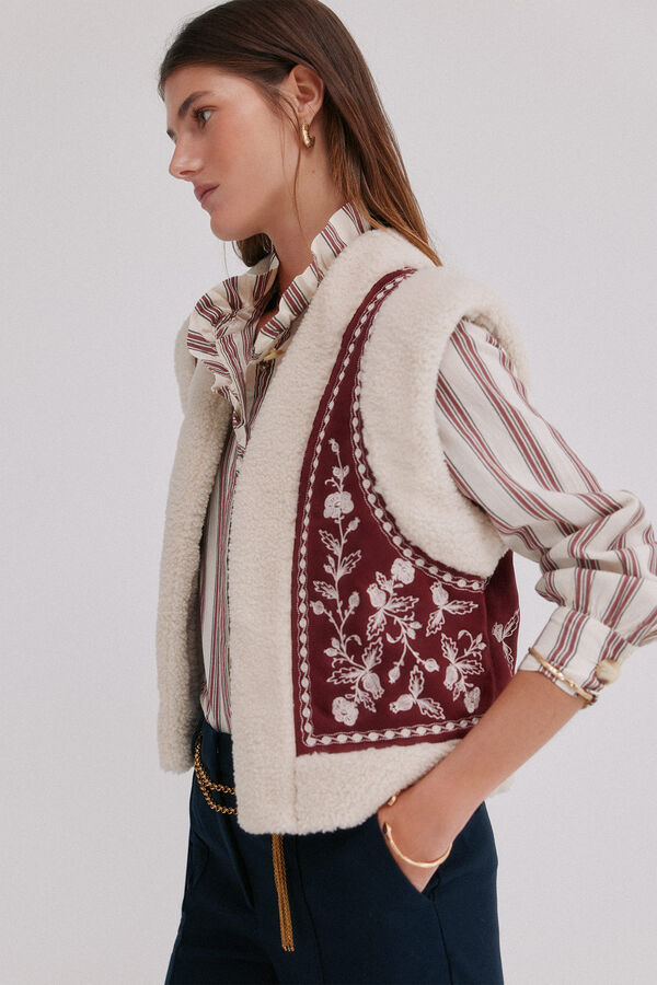 Hoss Intropia Daia. Colete bordado Granada