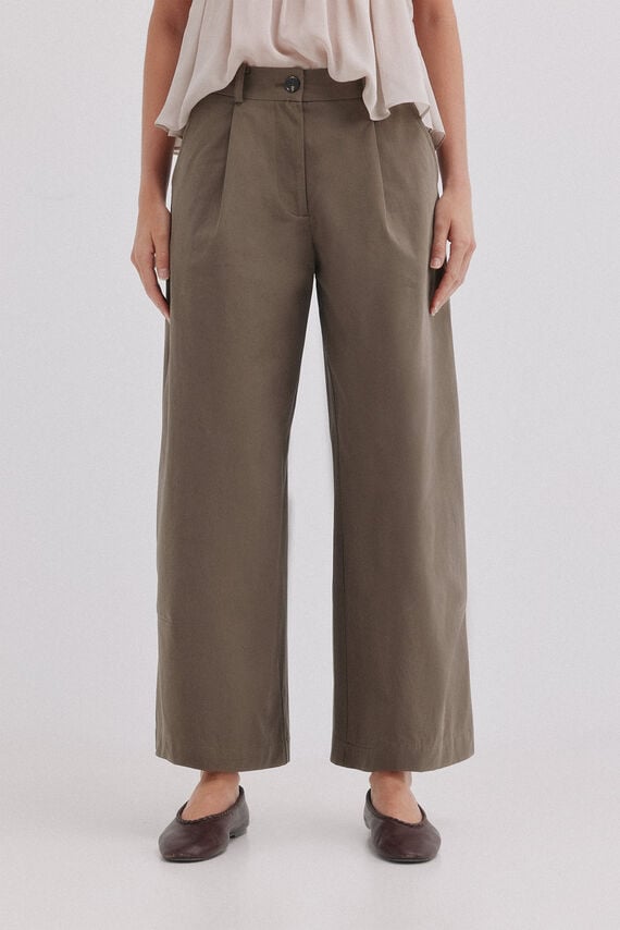 Pietra.Pantalón pinzas