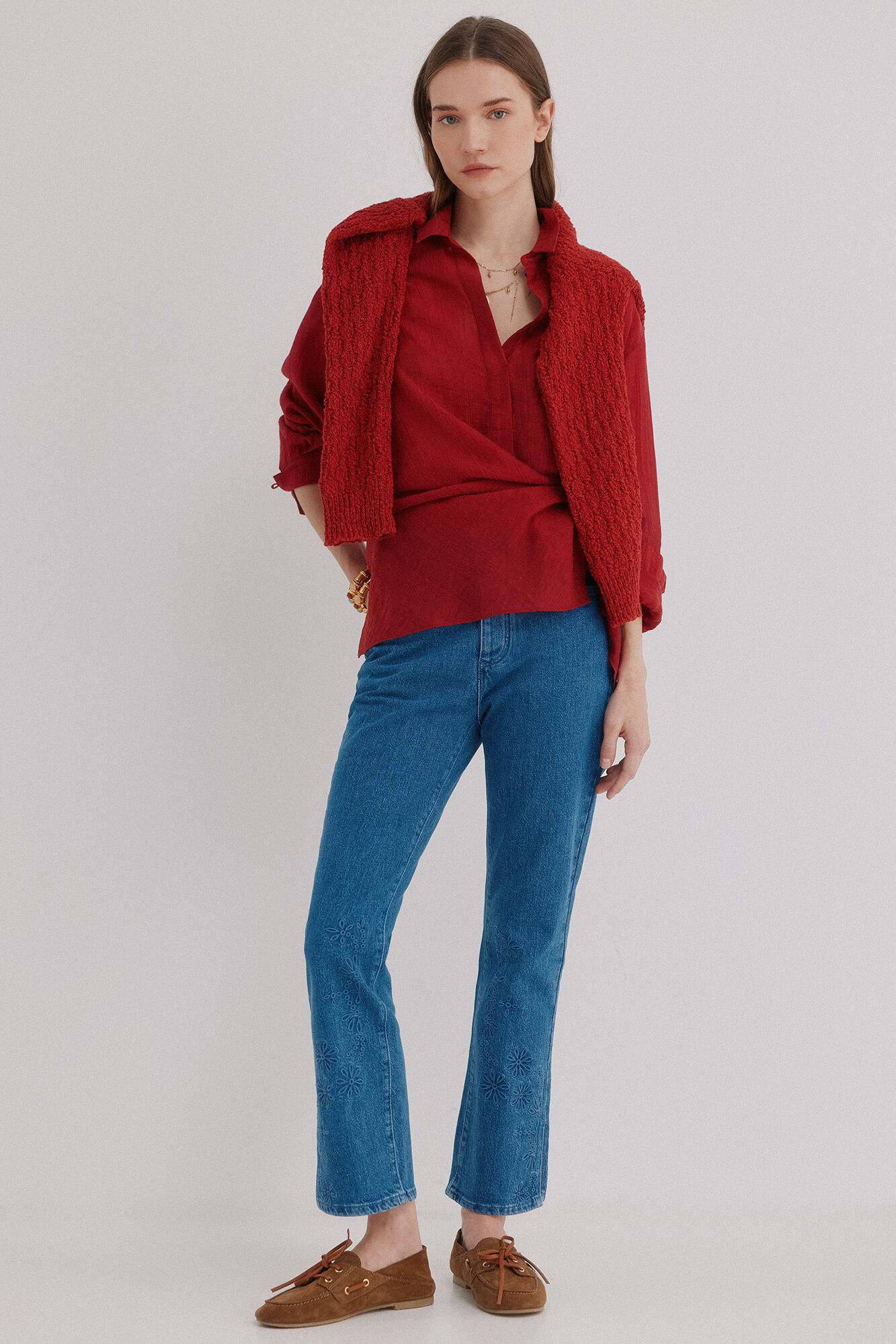 Hoss Intropia Bruna. Jeans bordados florais