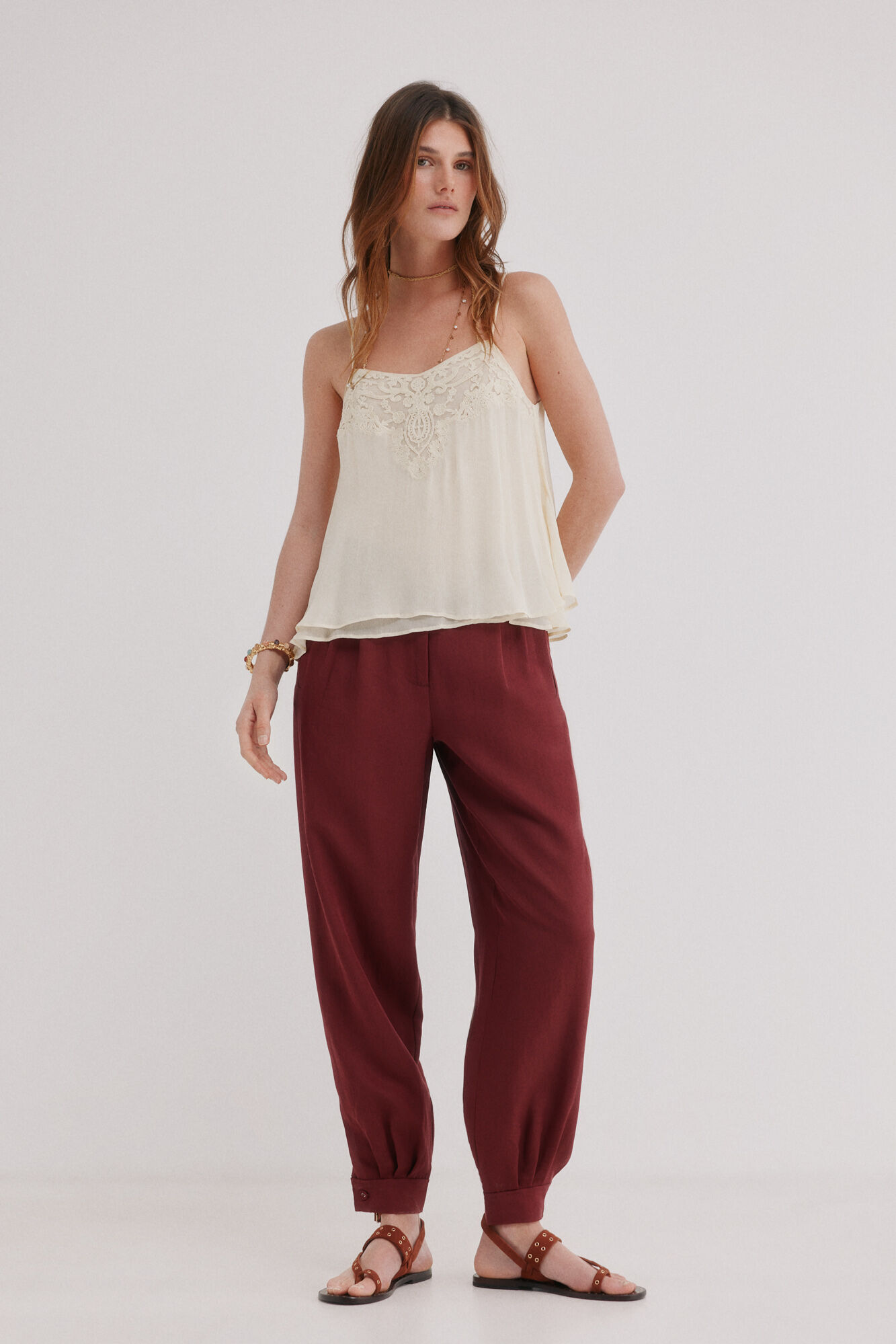 Hoss Intropia Paola. Pantal&oacute;n fit bombacho