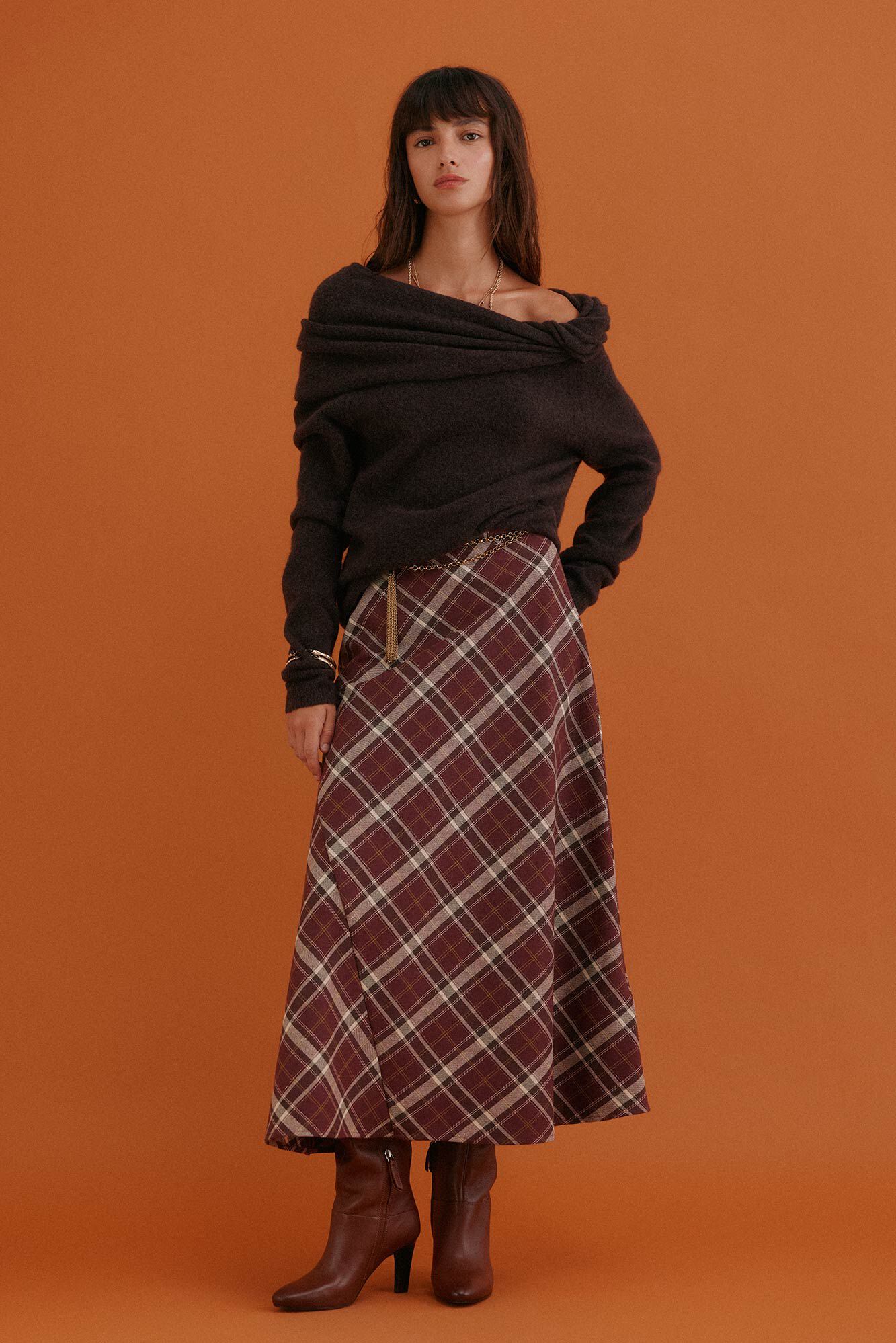 Hoss Intropia Idalia. Camisola com decote assim&eacute;trico