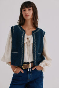 Hoss Intropia Nunzia. Colete bordado