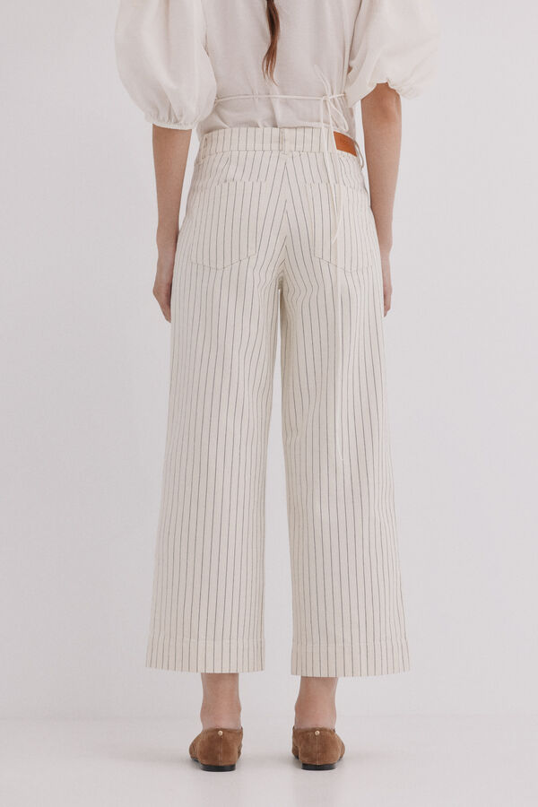 Hoss Intropia Belinda. Jeans retos Ecru