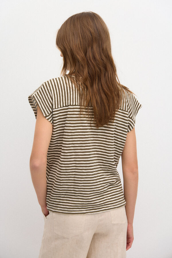 Hoss Intropia Troya. Striped T-shirt Khaki