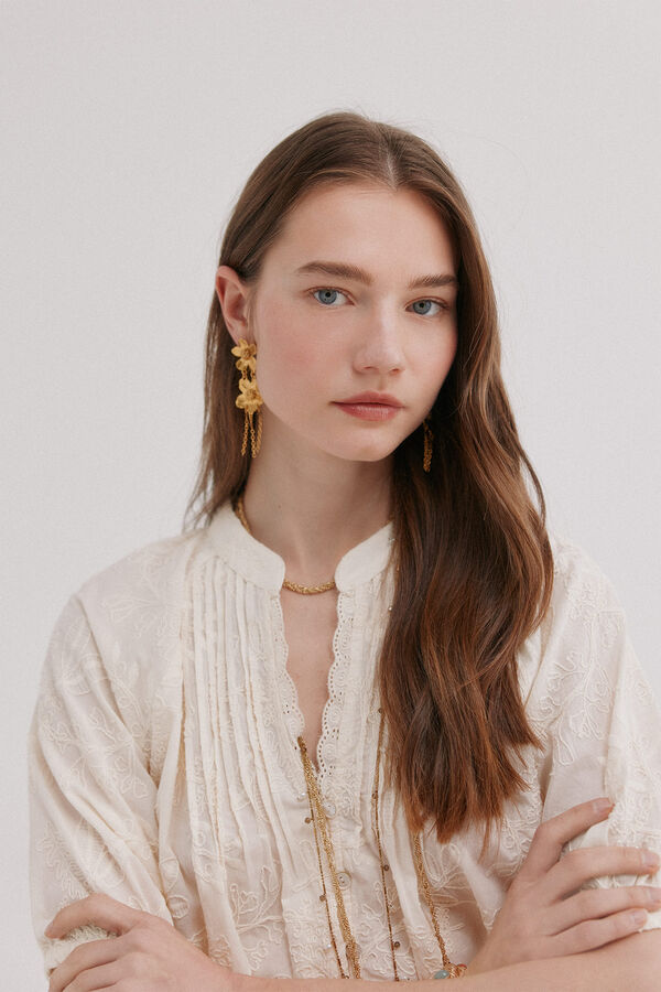 Hoss Intropia Celia. Blusa bordado floral Ecru