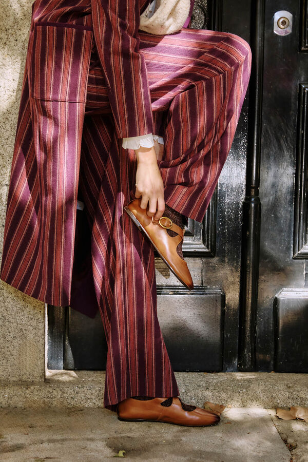 Hoss Intropia Lera. Bailarinas de pele cruzadas Castanho