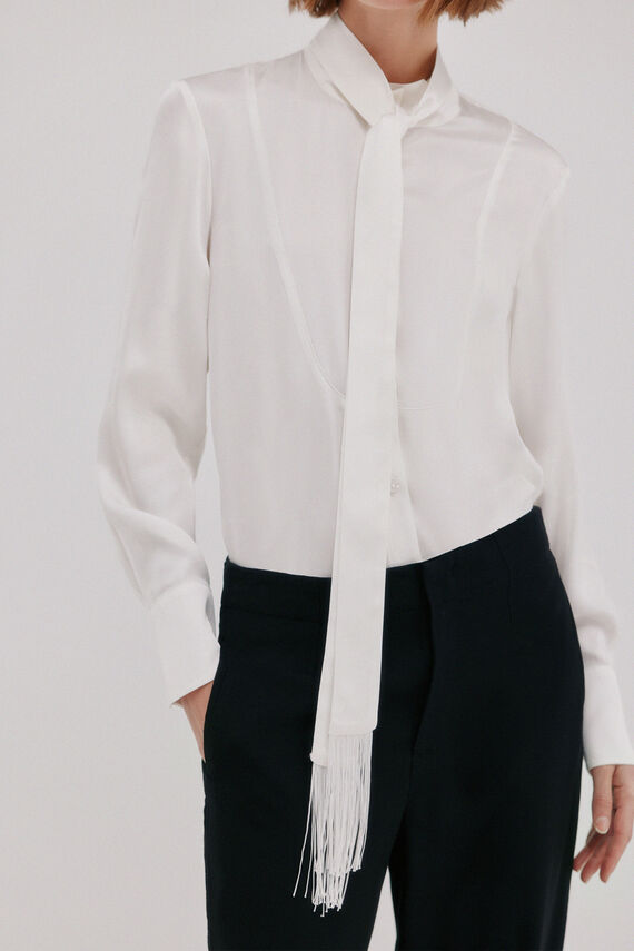 Crisia.Blusa satinada