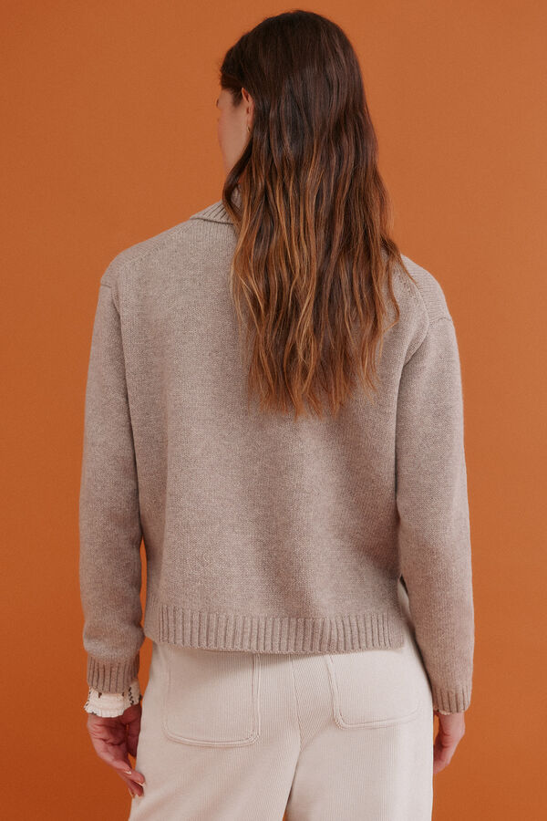Hoss Intropia Itziar. Casaco de malha com bolsos Beige